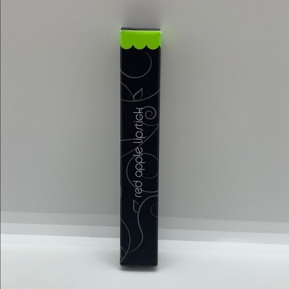 NIB Red Apple Lipstick Lipgloss Gift Set (4) - Picture 7 of 12